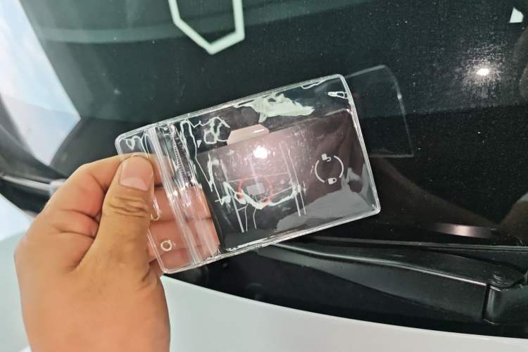 Used Tesla Model Y L 2025 Long-Range All-Wheel-Drive Version
