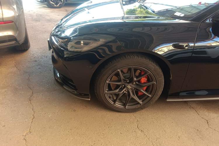 Used  L6 2024 Max Enhanced Performance Edition
