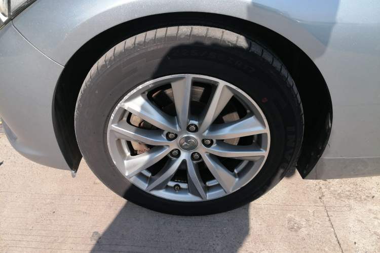 Used Infiniti Q50 2014 2.0T Luxury Edition