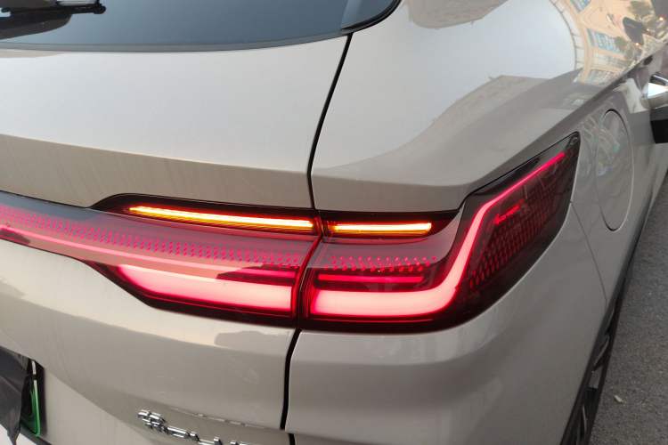 Used BYD Song PLUS New Energy 2025 EV Intelligent Driving Version 520km Premium Model