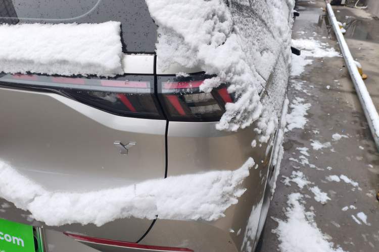 Used AION Y 2022 70 Intelligent Edition Lithium Iron Phosphate
