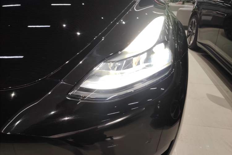 Used Tesla Model Y 2023 Rear-Wheel-Drive Version