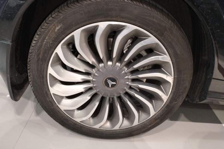 Used VOYAH FREE 2021 Four-Wheel Drive Standard Range-Extended Exclusive Luxury Package