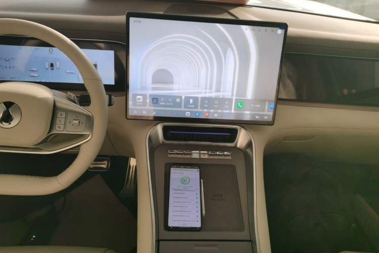 Used Denza N8L 2025 Prestige Version