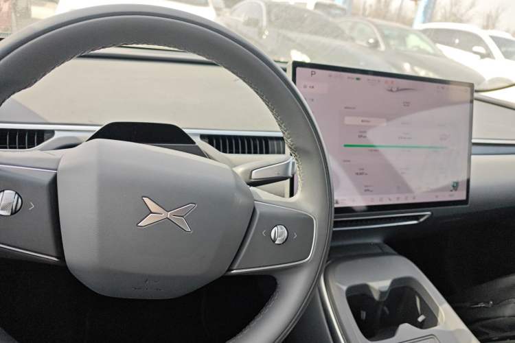 Used XPeng MONA M03 2024 620 with Ultra-Long Range
