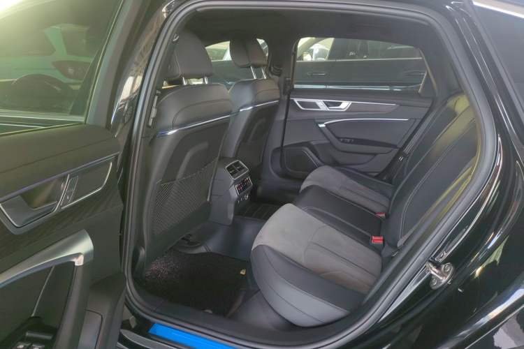 Used Audi A6L 2024 45 TFSI quattro Prestige Dynamic Edition
