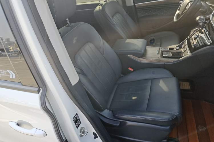 Used GAC Trumpchi M8 2020 390T Deluxe Edition
