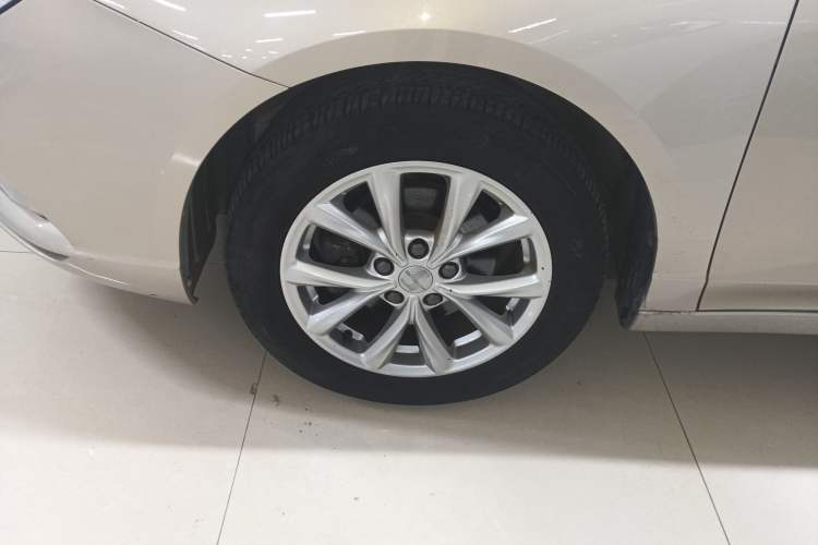 Used Roewe i5 2019 1.5L Manual 4G Connected Langyue Edition
