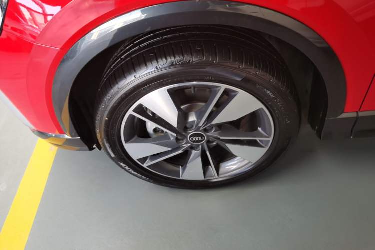 Used Audi Q2L 2024 35TFSI Fashionable and Elegant Version
