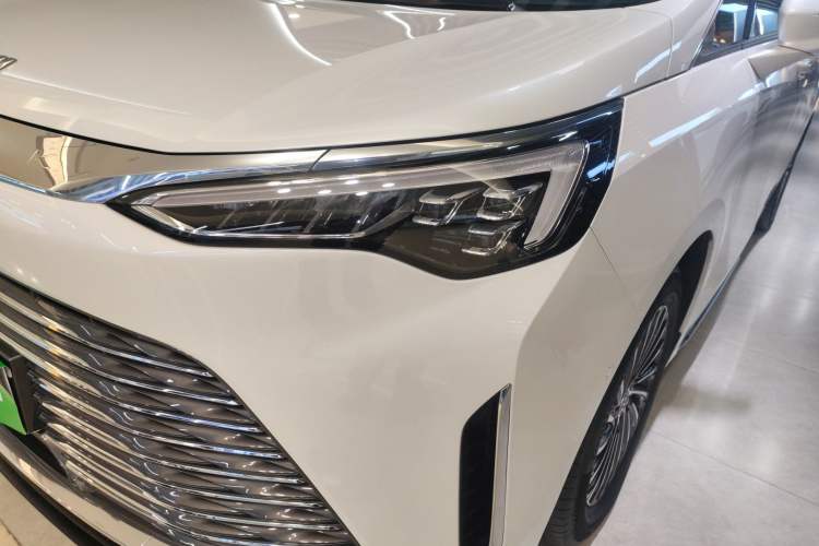 Used Buick Century 2023 2.0T Seven-Seater Deluxe Edition