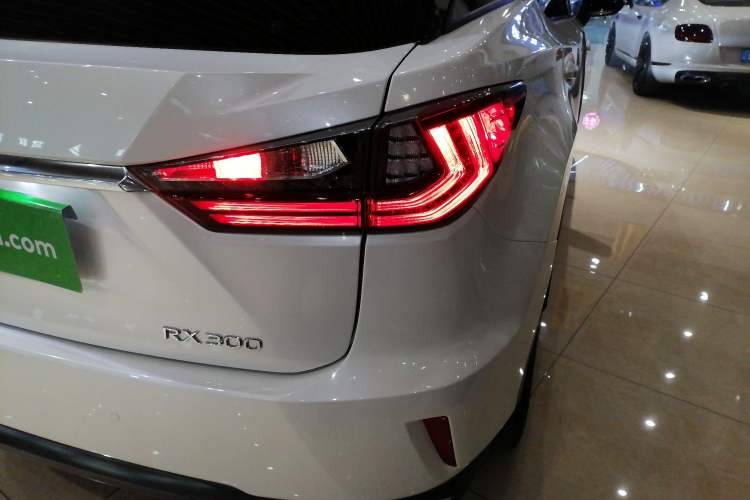 Used Lexus RX 2016 300 4x4 Elegant Edition China V-standard