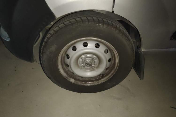 Used Jinbei Hiace X30 2023 1.5L Super-Enjoyment Van 2/5 Seats Non-Air-Conditioned Version SWC15M
