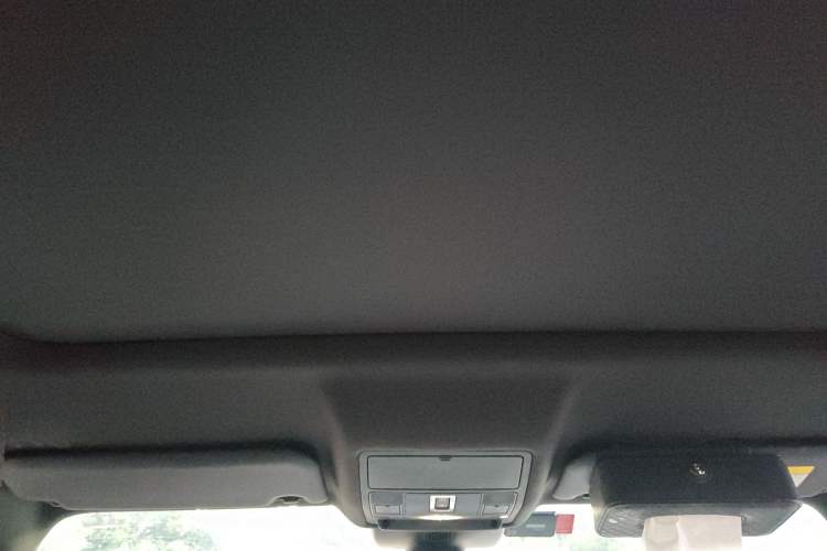 Used Jaguar E-PACE 2018 P200 First Edition Limited Edition China VI
