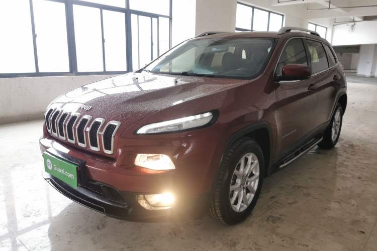 Used Jeep Cherokee 2016 2.4L Leading Edition