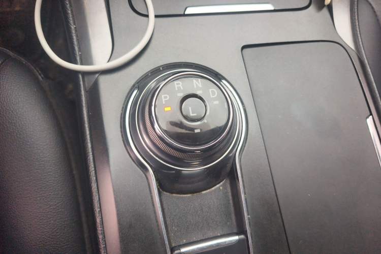 Used Ford Mondeo New Energy 2018 2.0 PHEV Smart-Controlled Fashion Edition China VI Standard