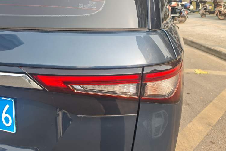 Used Wuling Jiachen 2022 1.5T CVT Deluxe Flagship Edition
