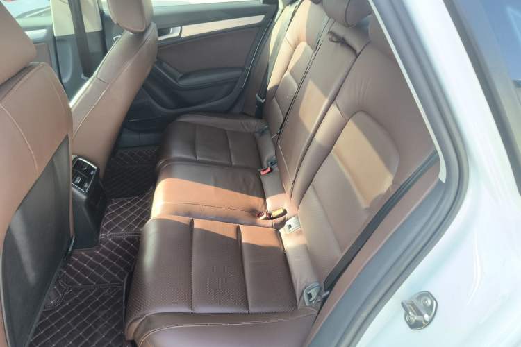 Used Audi A4L 2015 35 TFSI Automatic Standard Model
