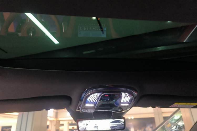 Used  U7 2025 EV Five-Seat Luxury Edition
