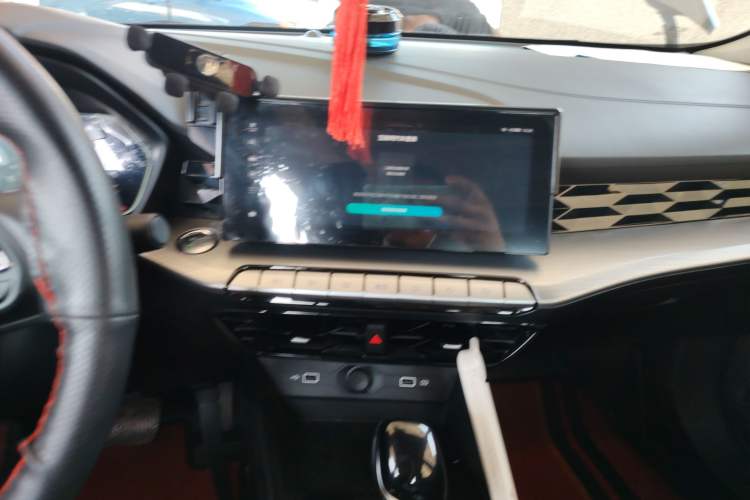 Used MG 5 2023 180 DVVT CVT Luxury Edition
