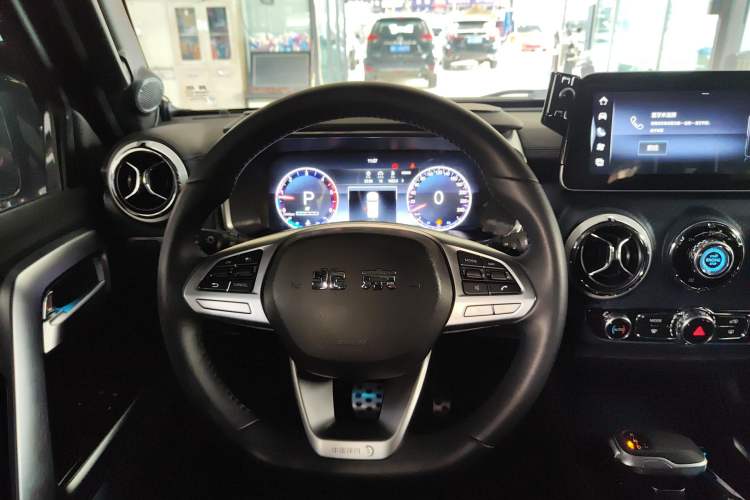 Used BAIC Off-Road BJ40 2023 2.0D Automatic Four-Wheel Drive Blade Hero Edition Adventurer Type
