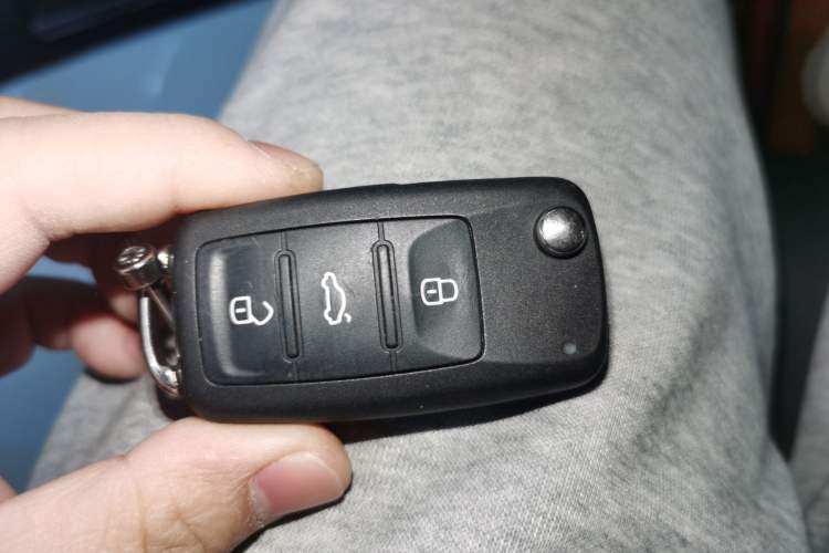 Used Volkswagen Sagitar 2017 180TSI Automatic Luxury Edition
