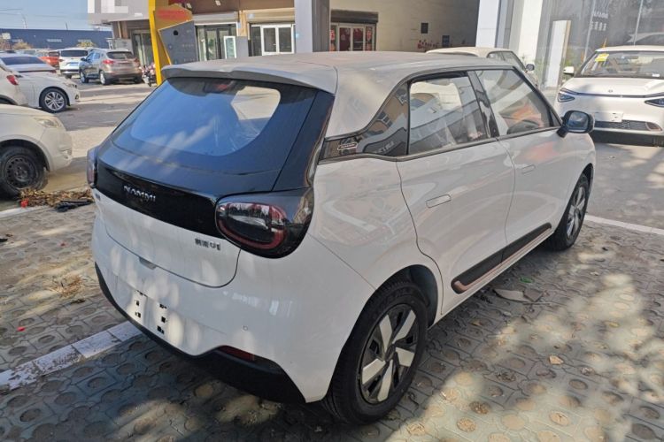 Used Dongfeng NAMMI 01 
