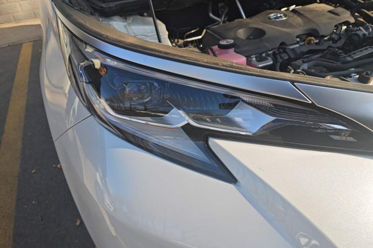 Used Toyota Sienna 2024 2.5L Hybrid Four-Wheel Drive Luxury Edition