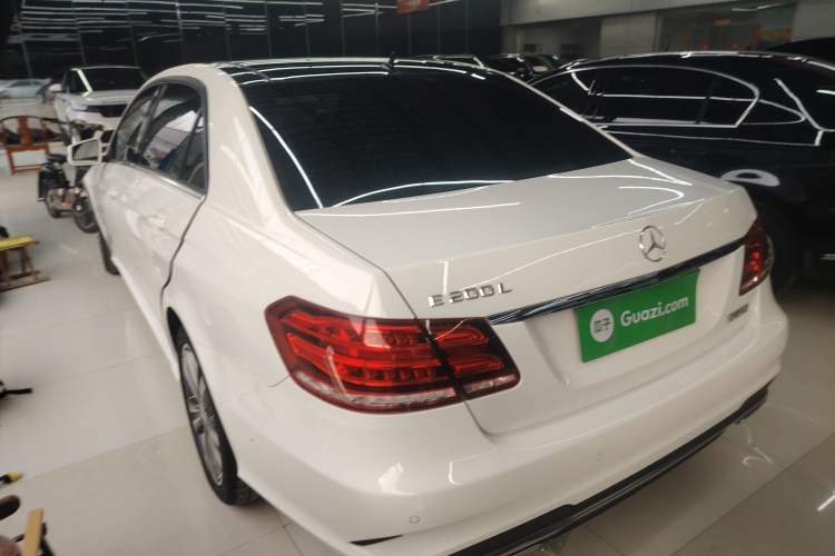 Used Mercedes-Benz E-Class 2015 Facelift E 200 L Sport Edition
