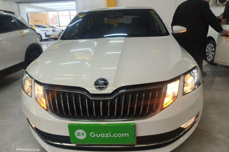 Used Skoda Octavia 2018 1.6L Automatic Comfort Edition