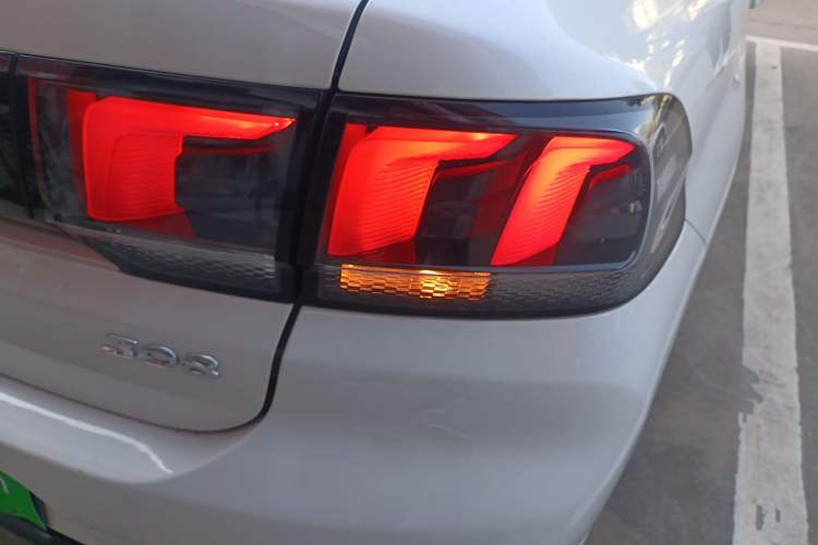 Used Peugeot 308 2016 1.6L Automatic Luxury Edition
