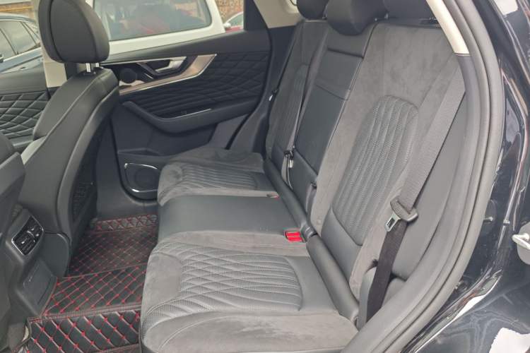 Used Hongqi HS5 2022 Revised Version 2.0T Smart Connect Flagship Edition
