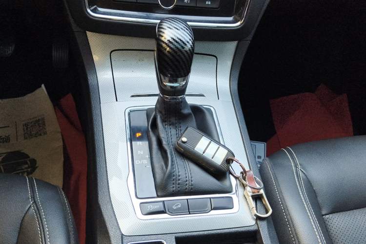 Used Roewe RX5 2020 20T Automatic 4G Connect Superior Flagship Edition