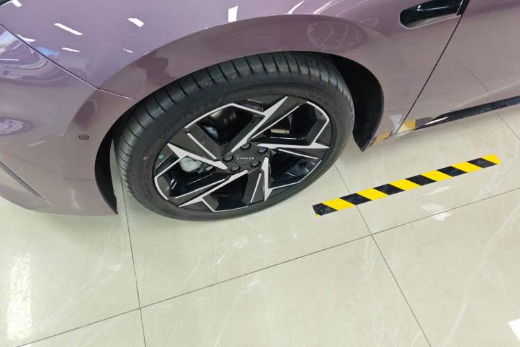 Used Lynk & Co 07 2026 Model 126 Long-Range Ultra H7