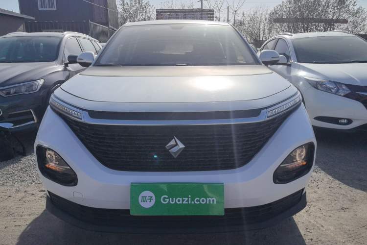 Used Baojun RM-5 2019 1.5T Manual Elite Version with 24-Hour Online Service 6 Seats
