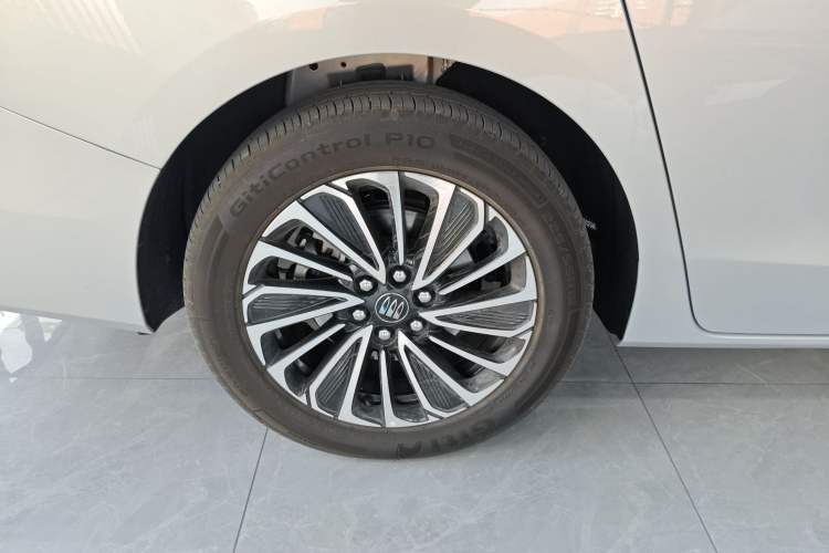 Used Buick GL8 New Energy 2025 Lu Shang Luxury Edition 7-Seater
