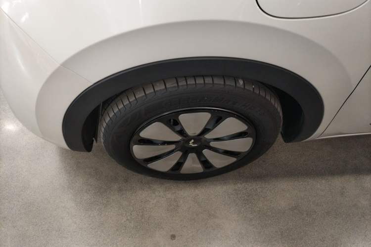 Used Wuling Bingo 2023 333 km Lingxi Connected Version