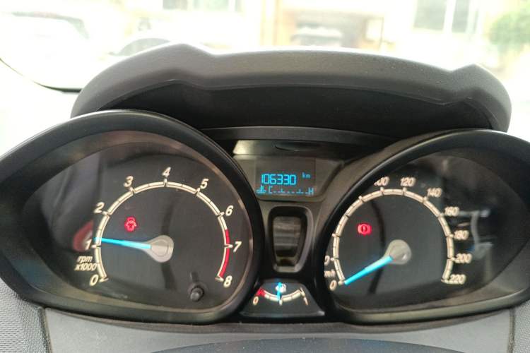 Used Ford Fiesta 2013 Hatchback 1.5L Manual Fashion Edition
