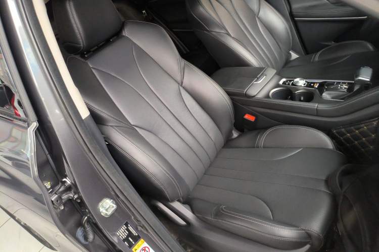 Used Changan CS75 PLUS 2021 1.5T Automatic Luxury Version
