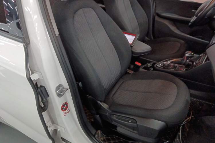 Used BMW 2 Series Active Tourer 2016 218i Fashion Model
