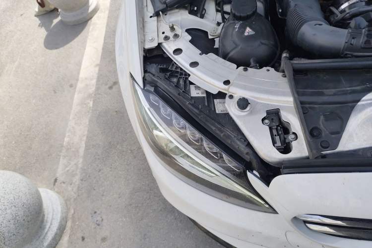 Used Mercedes-Benz C-Class 2017 Restyled C 200 Sport Edition
