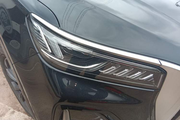 Used Hongqi HS5 2023 2.0T Qixiang Pro Edition