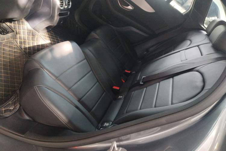 Used Mercedes-Benz GLC 2020 GLC 260 L 4MATIC Dynamic Model
