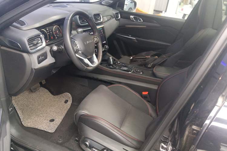 Used Lynk & Co 03 2019 1.5TD DCT JingPro Edition China VI Standard
