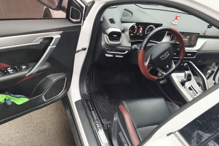 Used Geely Auto Coolray 2021 1.4T DCT Platinum Edition