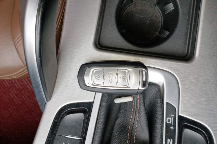 Used Geely Auto Emgrand X7 Sport 2016 1.8TD Automatic ZhiZun Version