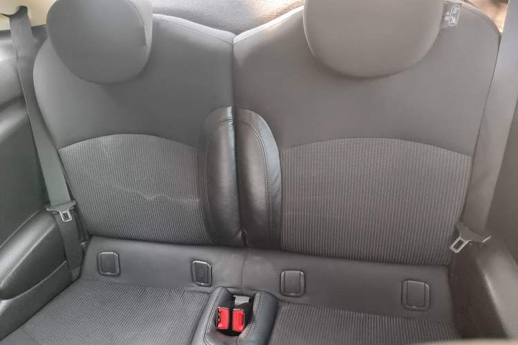 Used  MINI 2012 1.6L COOPER Baker Street
