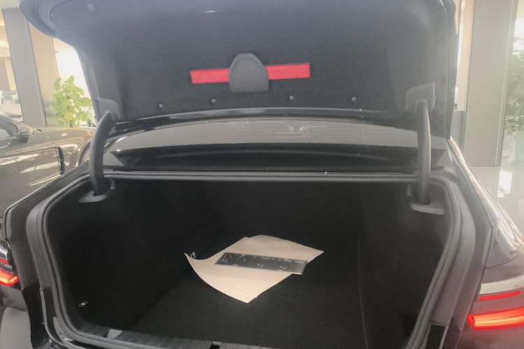 Used BMW 7 Series 2021 730Li Luxury Package
