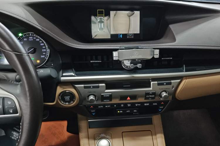 Used Lexus ES 2015 200 Elite Edition
