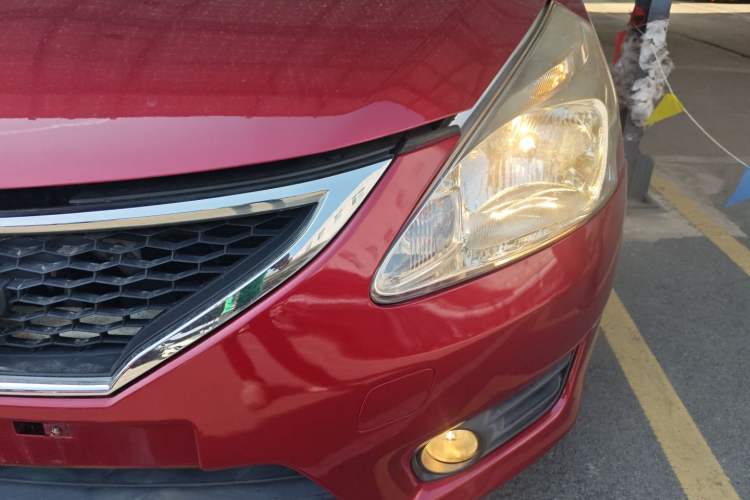 Used Nissan Tiida 2014 1.6L CVT Smart Model