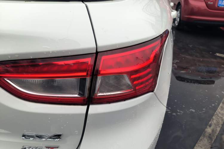 Used GAC Trumpchi GS4 2015 200T Manual Luxury Edition